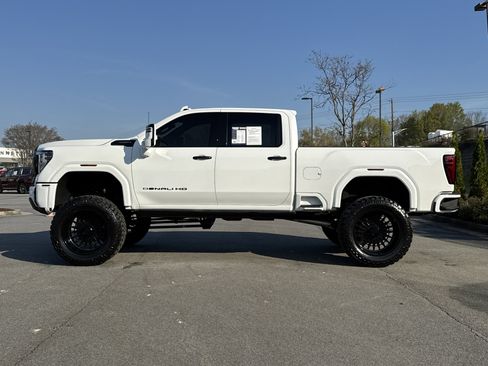 Used 2025 GMC Sierra 2500 Denali Ultimate image 7