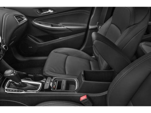 Used 2018 Chevrolet Cruze Premier FWD image 18