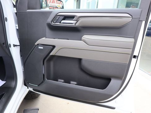 New 2026 Chevrolet Silverado 1500 ZR2 w/ LPO, Dark Essentials Package AWD/4WD image 43