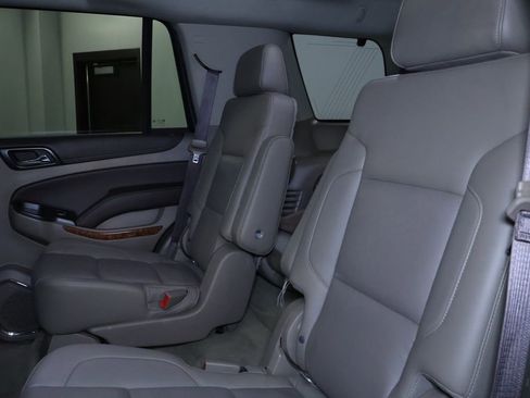 Used 2017 Chevrolet Tahoe Premier image 16