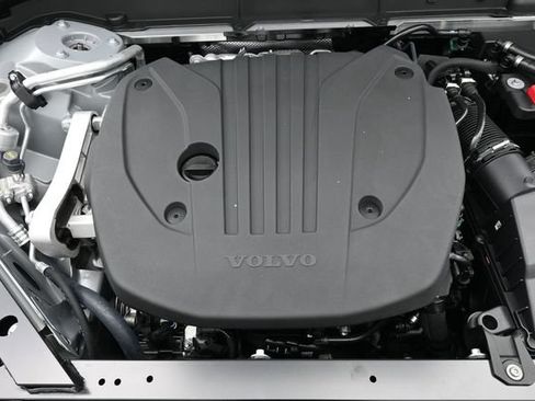 New 2026 Volvo XC60 B5 Ultra w/ Protection Package Premier AWD/4WD image 37