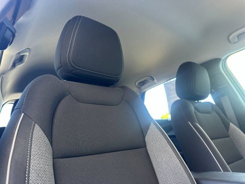 Used 2024 Chevrolet TrailBlazer LT w/ LT Cold Weather Package image 18