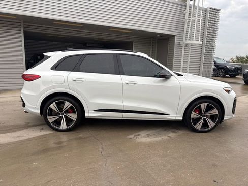 New 2026 Audi SQ5 Premium Plus AWD/4WD image 4