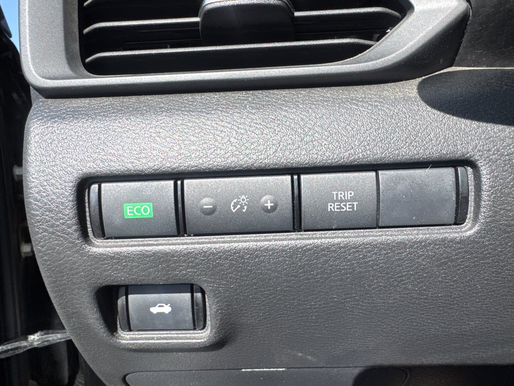 Used 2025 Nissan Sentra S FWD image 19