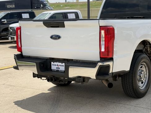 Used 2024 Ford F250 XL w/ XL Chrome Package RWD image 8