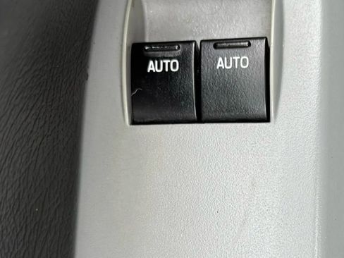 Used 2006 Ford Mustang GT image 21