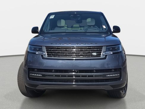 New 2026 Land Rover Range Rover Long Wheelbase SE image 2