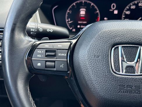 Used 2025 Honda Civic Sport image 28