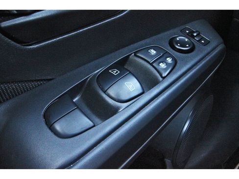 Certified 2025 Nissan Kicks Play S FWD image 23