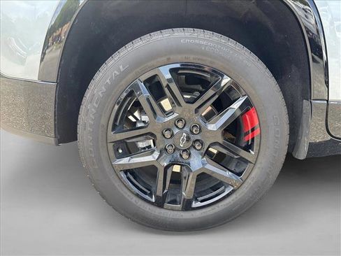 Used 2023 Chevrolet Traverse Premier w/ Redline Edition AWD/4WD image 26