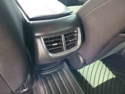 Used 2024 Chevrolet Malibu LT FWD image 19