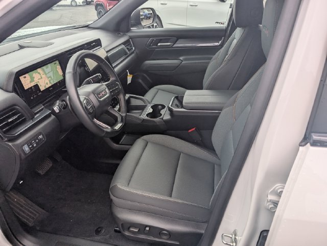 New 2026 GMC Terrain AT4 AWD/4WD image 13