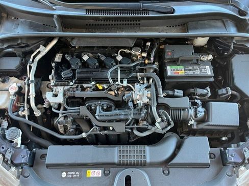 Used 2021 Toyota Corolla SE w/ Carpet Mat Package (TMS) FWD image 4