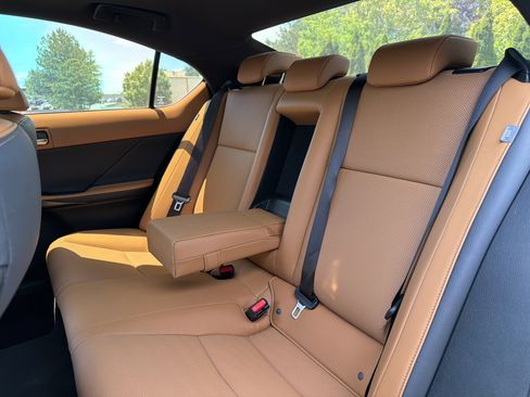 Used 2025 Lexus IS 350 F Sport RWD image 80
