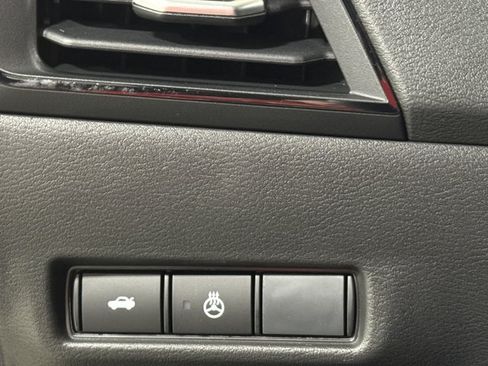 New 2026 Nissan Sentra SV w/ SV Convenience Package FWD image 16