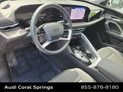 Certified 2025 Audi Q5 Premium w/ Convenience Package AWD/4WD image 10