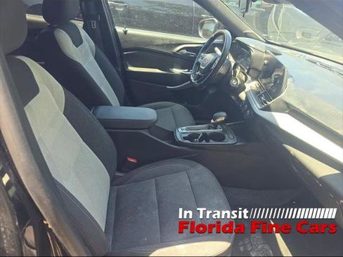 Used 2024 Chevrolet Trax RS w/ Driver Confidence Package FWD image 17