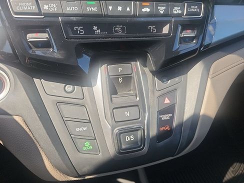 Used 2019 Honda Odyssey EX-L image 24