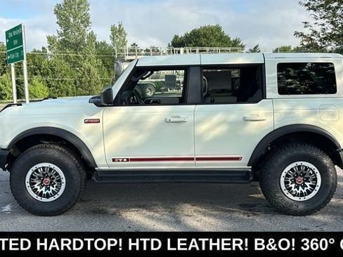 New 2026 Ford Bronco Outer Banks w/ Sasquatch Package AWD/4WD image 4