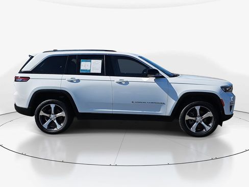Used 2022 Jeep Grand Cherokee Limited 4xe image 4