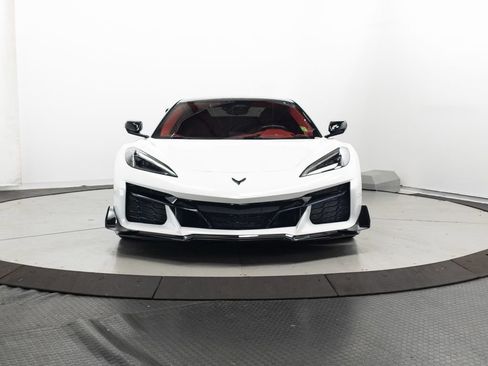 Used 2025 Chevrolet Corvette Z06 w/ Battery Protection Package RWD image 2