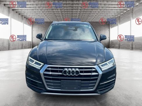 Used 2018 Audi Q5 2.0T Premium Plus w/ Premium Plus Package AWD/4WD image 2