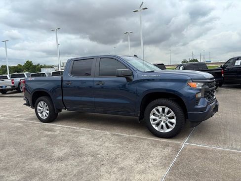 Used 2022 Chevrolet Silverado 1500 Custom AWD/4WD image 6