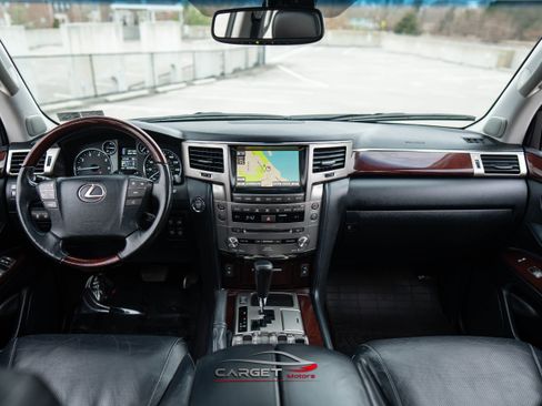 Used 2014 Lexus LX 570 4WD image 14
