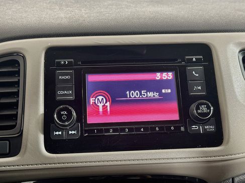 Used 2018 Honda HR-V LX image 19