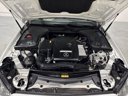 Used 2019 Mercedes-Benz E 300 image 13