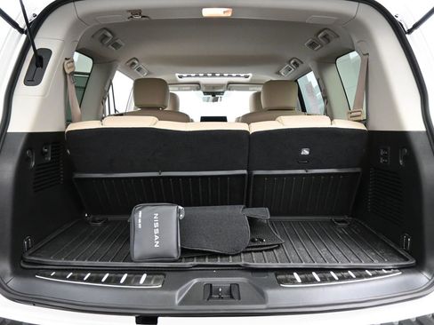 Used 2024 Nissan Armada Platinum w/ Captain's Chairs Package RWD image 23