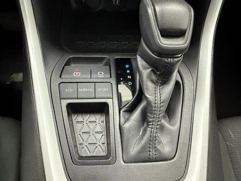 Used 2024 Toyota RAV4 XLE image 20