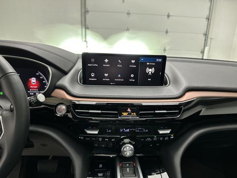 Used 2022 Acura MDX SH-AWD w/ Technology Package image 34