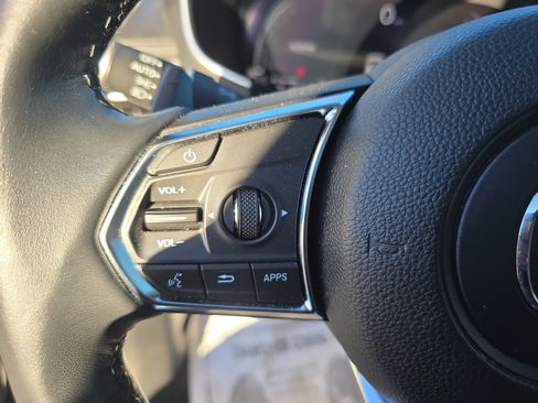 Used 2022 Acura MDX SH-AWD w/ Technology Package image 16