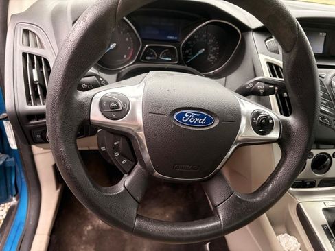 Used 2014 Ford Focus SE FWD image 5