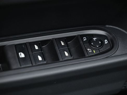 New 2026 MINI Cooper 4-Door Hardtop FWD image 17