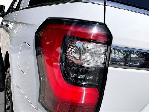 Used 2021 Ford Expedition Limited RWD image 29