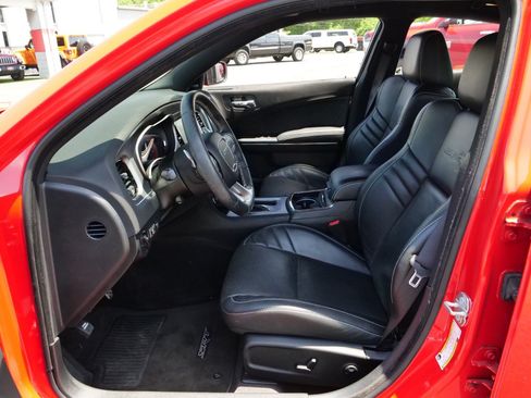 Used 2018 Dodge Charger SRT Hellcat RWD image 27