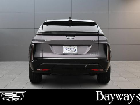Certified 2024 Cadillac Lyriq Tech w/ Driver Assist Package AWD/4WD image 7