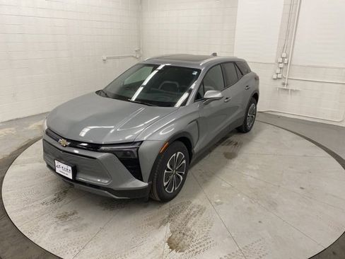 New 2024 Chevrolet Blazer EV LT image 7