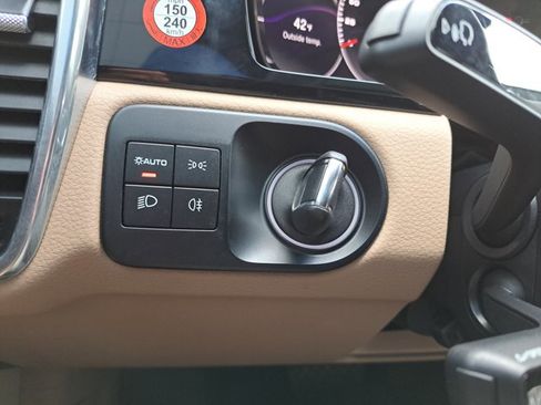 Certified 2022 Porsche Cayenne image 27