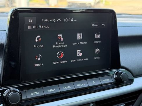 Used 2022 Kia Forte LXS FWD image 23