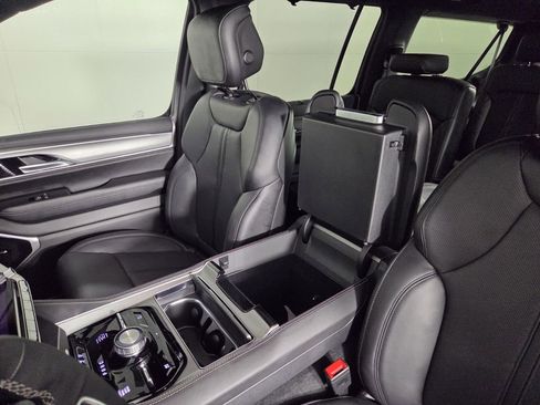 New 2026 Jeep Grand Wagoneer L Limited AWD/4WD image 15