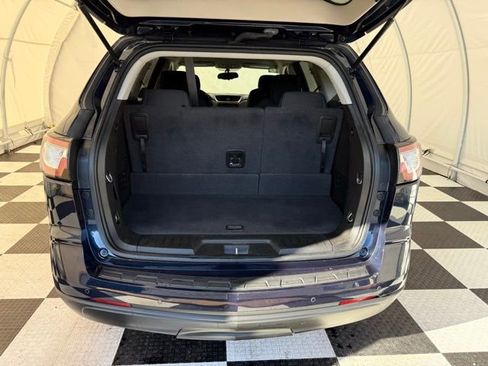 Used 2016 Chevrolet Traverse LT image 4