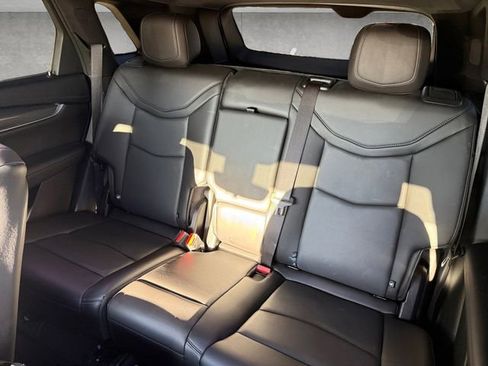 Used 2025 Cadillac XT5 Sportv w/ Technology Package image 13