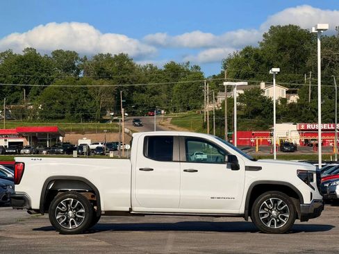 Used 2023 GMC Sierra 1500 Pro w/ Pro Value Package AWD/4WD image 6