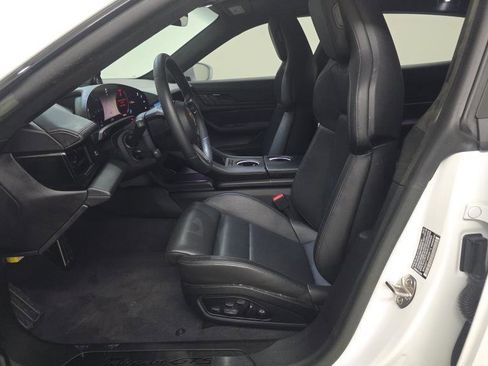 Used 2022 Porsche Taycan GTS AWD/4WD image 7