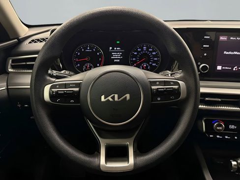 Used 2023 Kia K5 LXS FWD image 15