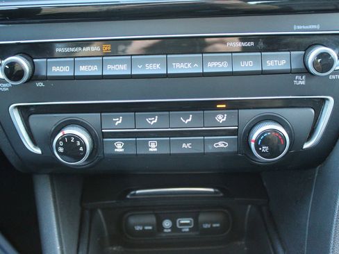 Used 2018 Kia Optima LX image 29