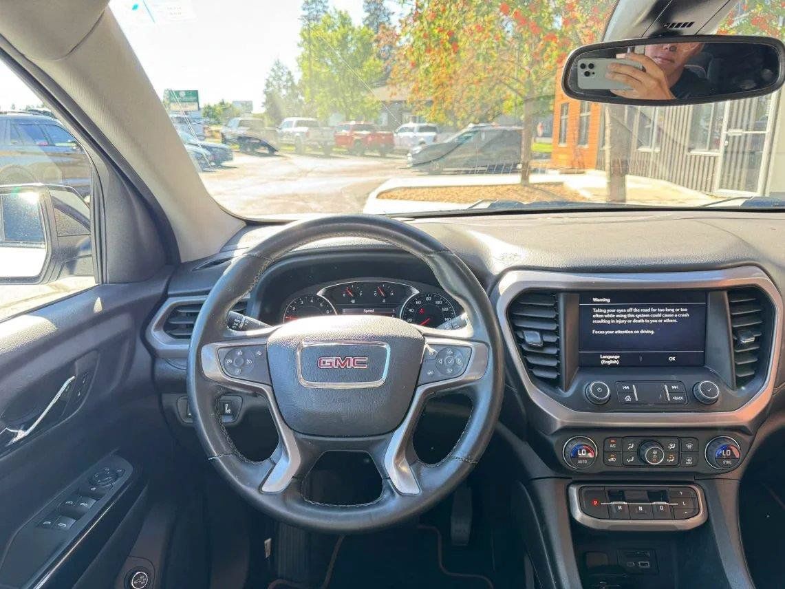 Used 2023 GMC Acadia AT4 AWD/4WD image 14